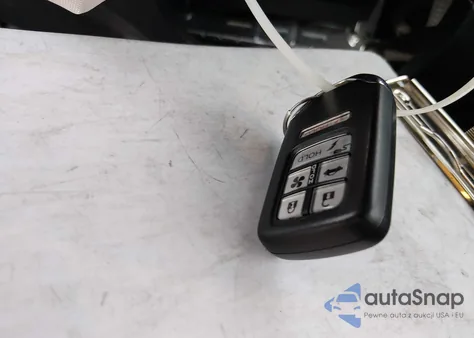 2018 Honda Clarity Plug-In Hybrid из США, поврежденный, VIN JHMZC5F11JC009462